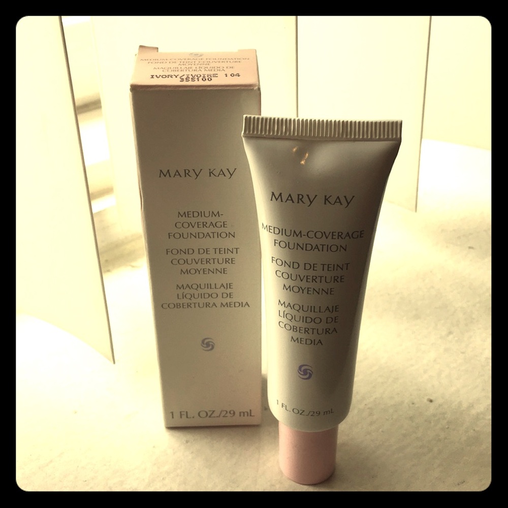 Medium-Coverage Foundation